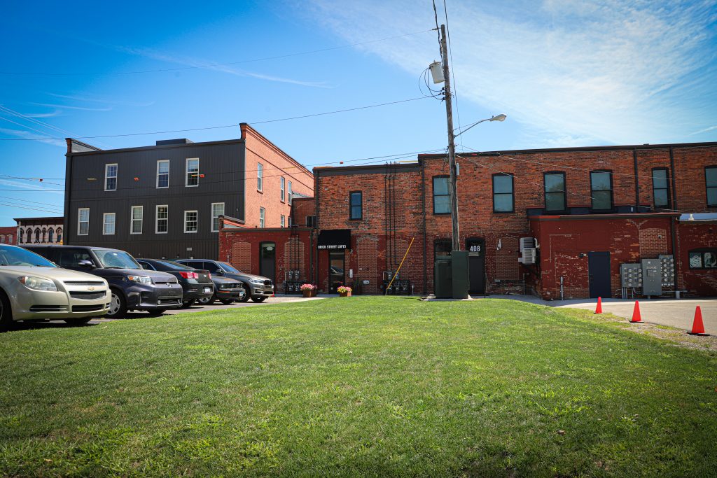 PEABODY AND BSLOFTS REAR 2022-39